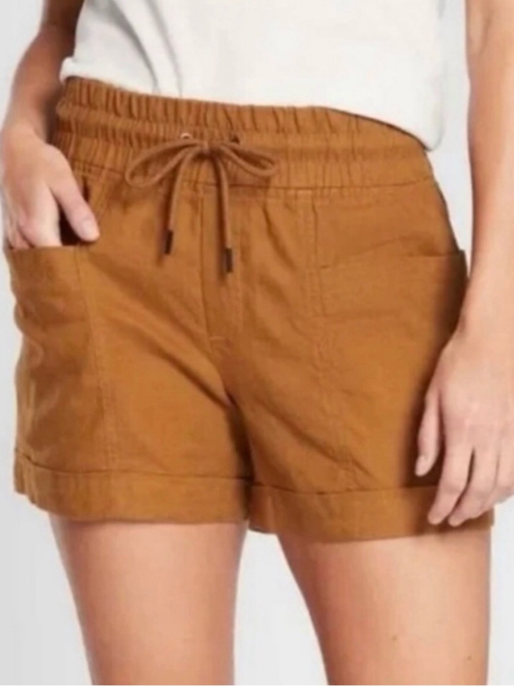 Athleta Cabo Linen 4" Drawstring
Shorts in Warm Caramel